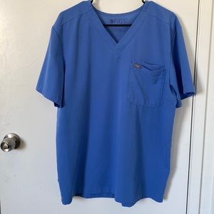 Figs Leon 2 Pocket Scrub Top in Ceil Blue, Large